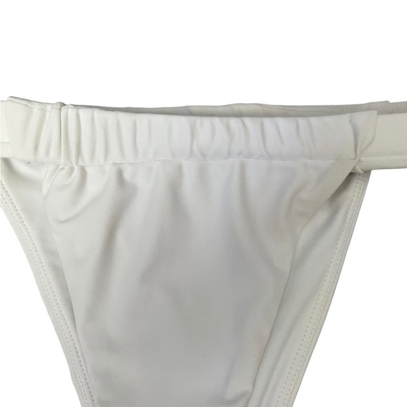 Lovers and Friends Coy Bottom in White Size Small - Picture 10 of 13